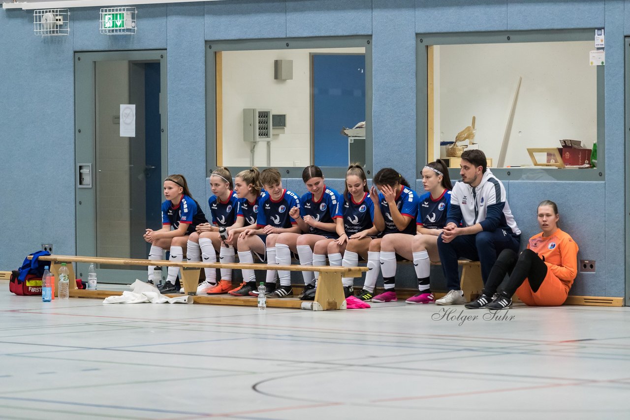 Bild 80 - F Loewinnen Hallen Cup